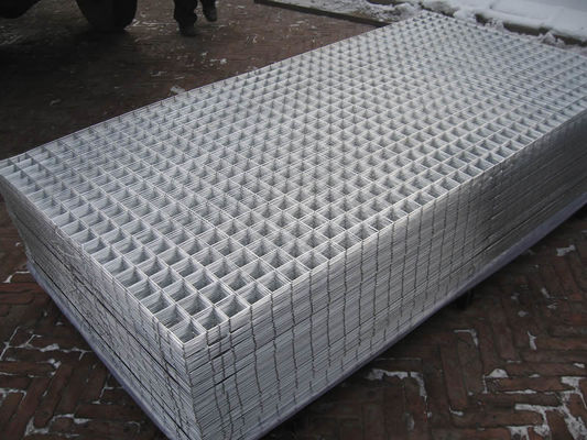 Panel de malla de alambre soldado de 15 * 15 cm de acero bajo en carbono para la construcción